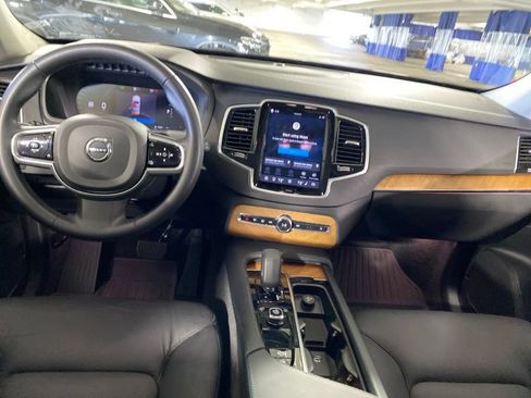 Used 2024 Volvo XC90 T8 Plus AWD/4WD image 10