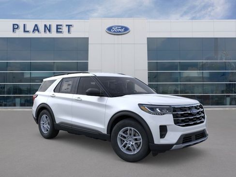 New 2026 Ford Explorer Active RWD image 8