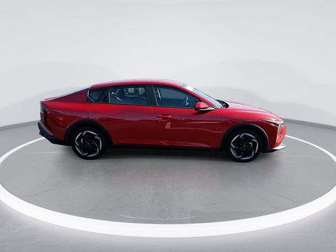 Used 2025 Kia K4 EX image 9