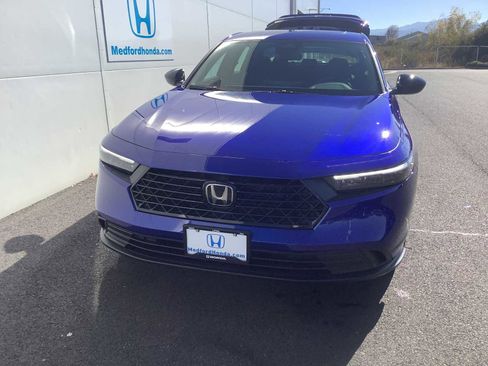 New 2025 Honda Accord Sport image 9