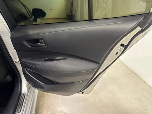 Used 2023 Toyota Corolla LE w/ LE Convenience Package FWD image 35