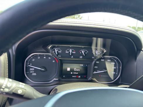 Used 2020 GMC Sierra 1500 SLT w/ SLT Premium Plus Package AWD/4WD image 14