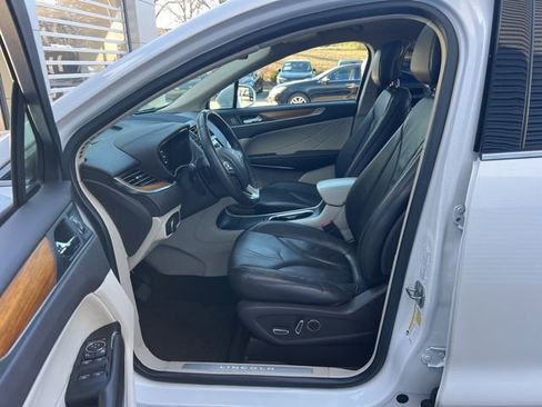 Used 2019 Lincoln MKC Select w/ Select Plus Package image 26