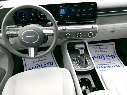 Used 2026 Hyundai Kona SE FWD image 11