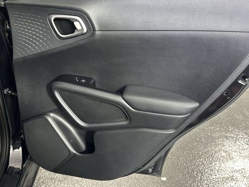 Used 2020 Kia Soul EX image 36
