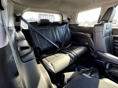 Used 2022 Jeep Grand Cherokee L Limited image 27