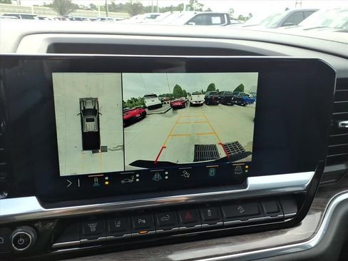 Used 2025 Chevrolet Silverado 2500 LTZ w/ LTZ Premium Texas Edition AWD/4WD image 25