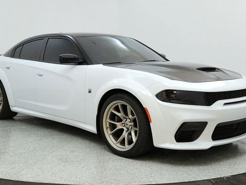 Used 2023 Dodge Charger Scat Pack image 7