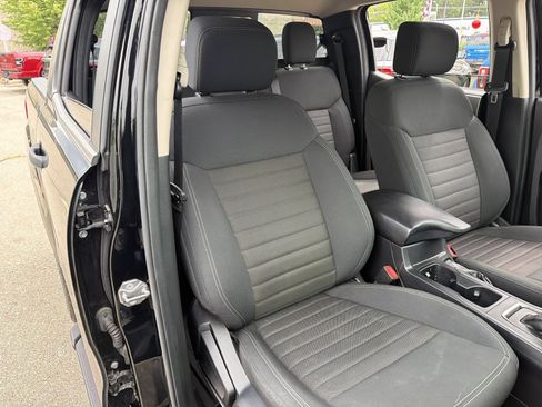 Used 2020 Ford Ranger XLT w/ Equipment Group 302A Luxury AWD/4WD image 23