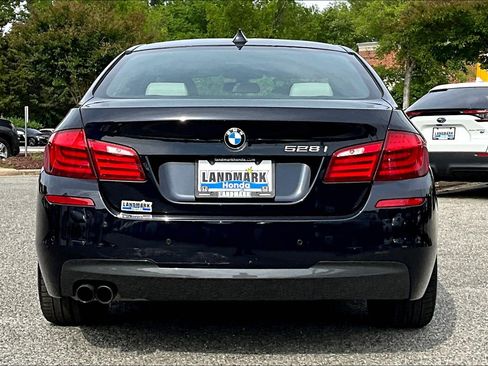 Used 2012 BMW 528i Sedan RWD image 4