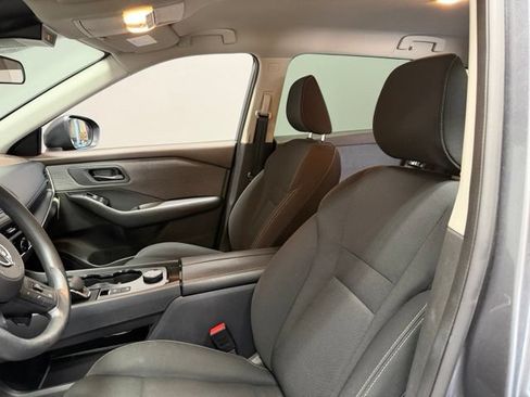 Used 2023 Nissan Rogue S AWD/4WD image 16
