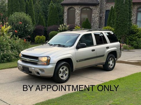Used 2004 Chevrolet TrailBlazer LS w/ LS Preferred Equipment Group AWD/4WD image 1