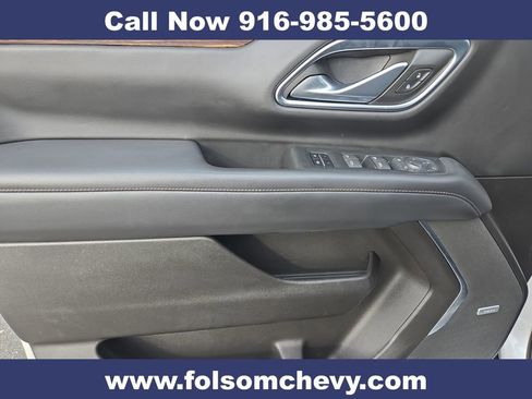 Used 2021 Chevrolet Suburban High Country w/ Premium Package image 25