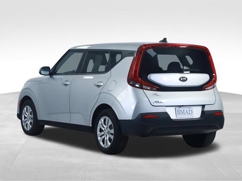 Used 2020 Kia Soul LX FWD image 10
