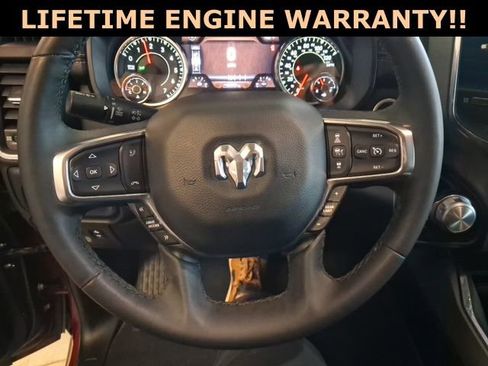 Certified 2025 RAM 1500 Laramie AWD/4WD image 12