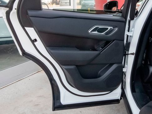 New 2026 Land Rover Range Rover Velar Dynamic SE image 44