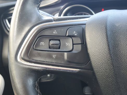 Used 2020 Buick Encore GX Select image 22