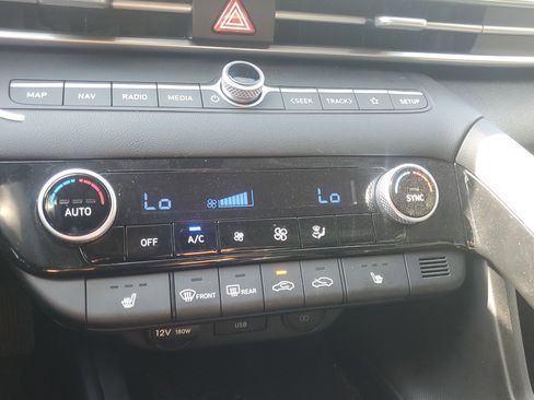 Used 2023 Hyundai Elantra SEL w/ Convenience Package FWD image 24
