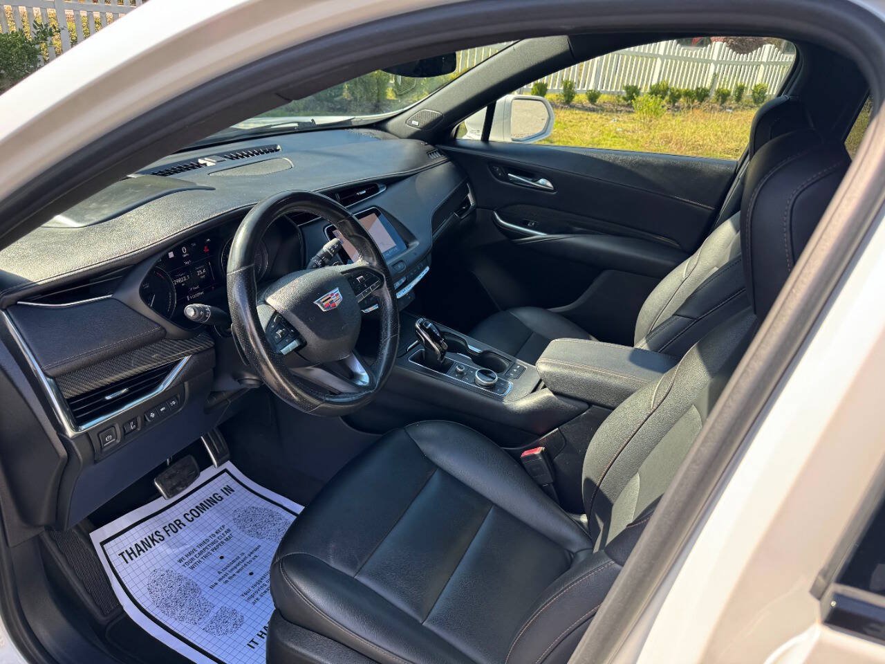 Used 2020 Cadillac XT4 Sport w/ Technology Package AWD/4WD image 9