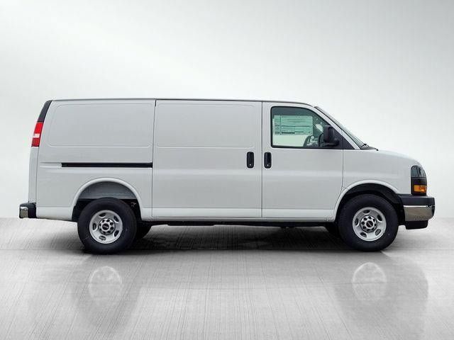 New 2026 GMC Savana 2500 w/ Driver Convenience Package RWD image 3