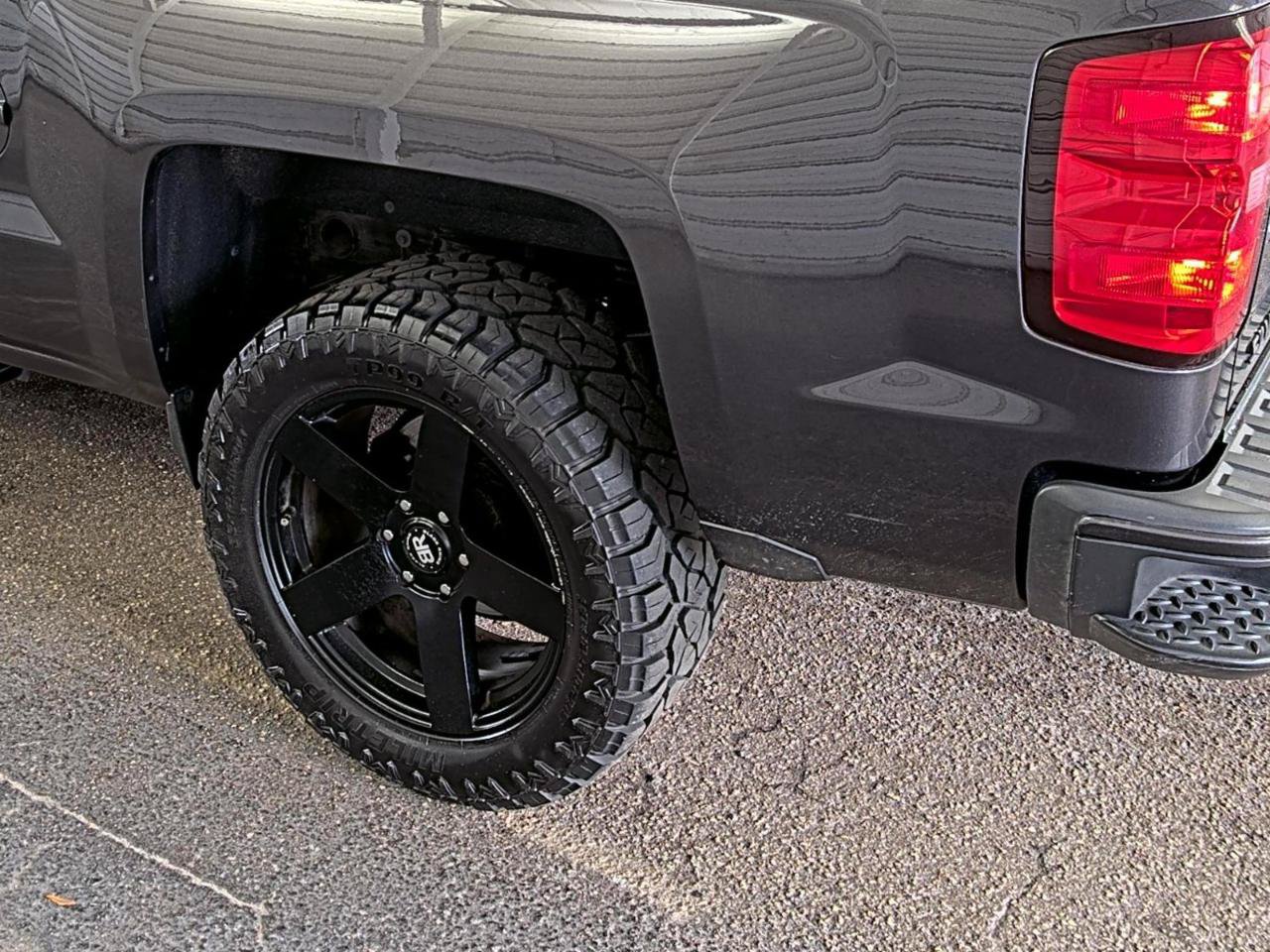 Used 2016 Chevrolet Silverado 1500 LT w/ All Star Edition RWD image 16