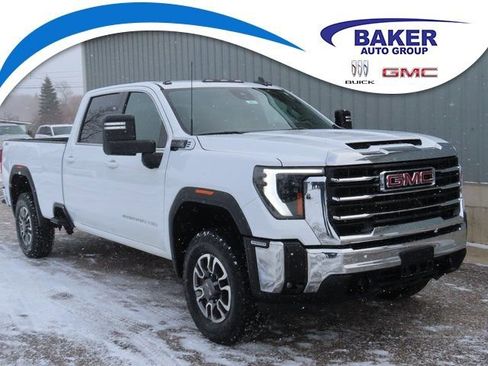 Used 2024 GMC Sierra 3500 SLE w/ SLE Convenience Package image 1