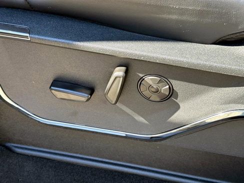 Used 2025 Ford F250 Platinum w/ FX4 Off-Road Package image 24