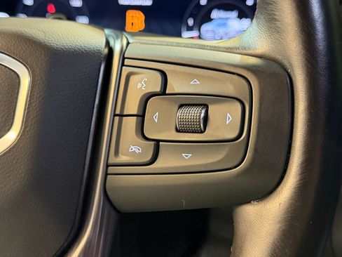 Used 2023 GMC Yukon XL Denali Ultimate AWD/4WD image 26