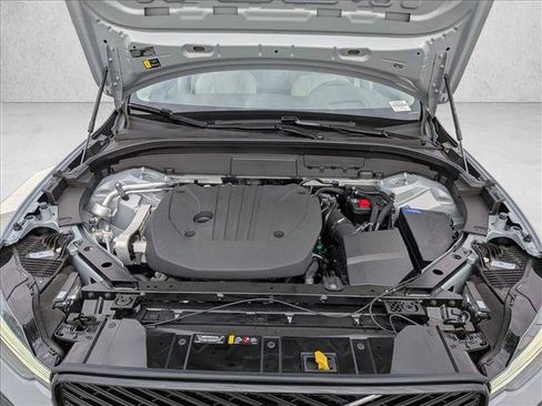 New 2026 Volvo XC60 B5 Ultra w/ Protection Package Premier image 19