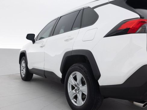 Used 2020 Toyota RAV4 XLE w/ Convenience Package AWD/4WD image 13