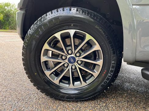 Used 2018 Ford F150 XLT w/ Equipment Group 302A Luxury AWD/4WD image 51
