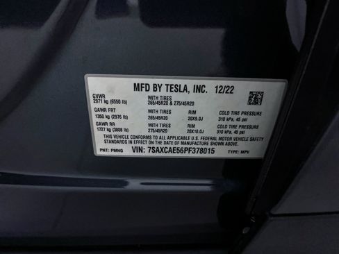 Used 2023 Tesla Model X image 34