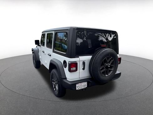 Used 2025 Jeep Wrangler Sport S image 11