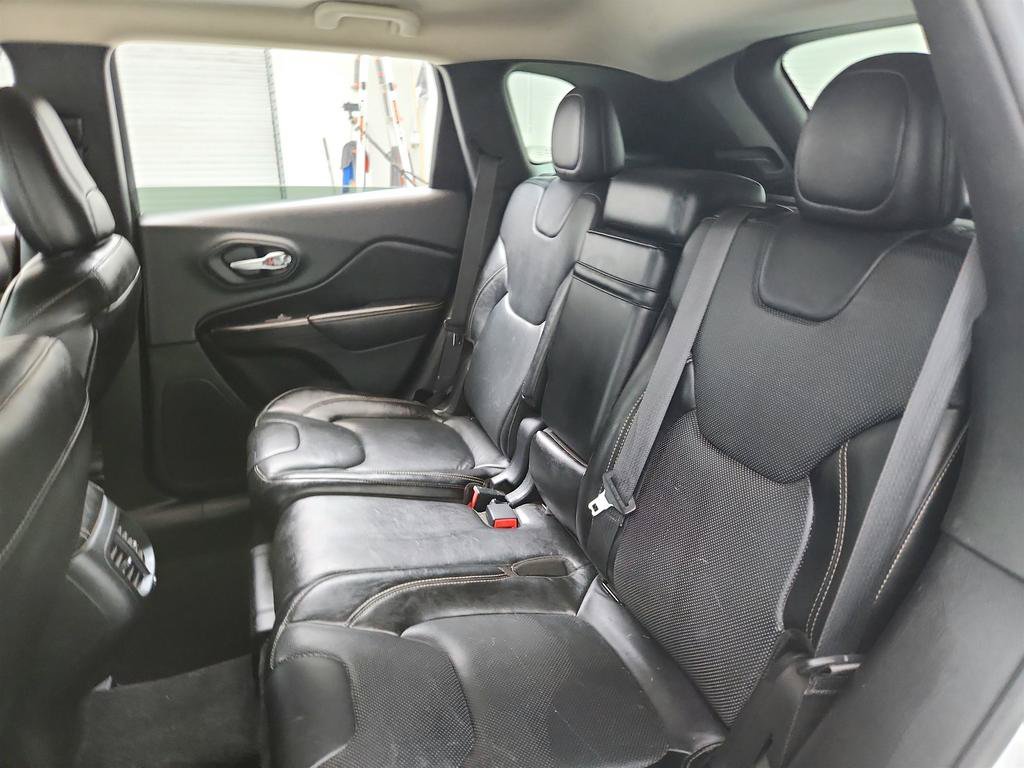 Used 2014 Jeep Cherokee Limited w/ Technology Group FWD image 24