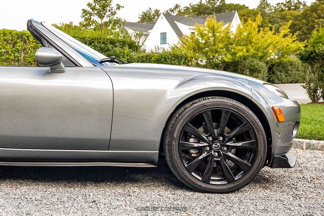 Used 2008 MAZDA MX-5 Miata Grand Touring w/ Premium Pkg RWD image 11