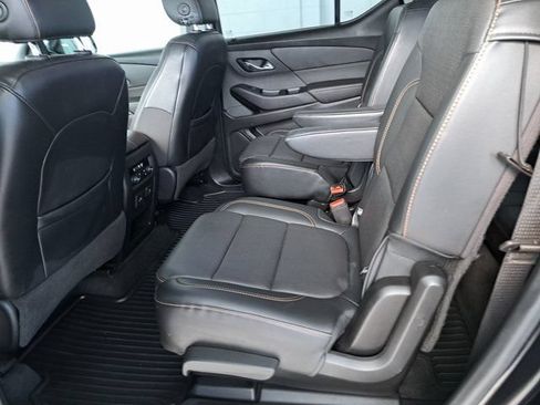 Used 2019 Chevrolet Traverse Premier w/ LPO, Blackout Package AWD/4WD image 25