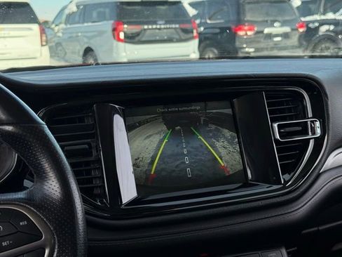 Used 2021 Dodge Durango SXT image 3