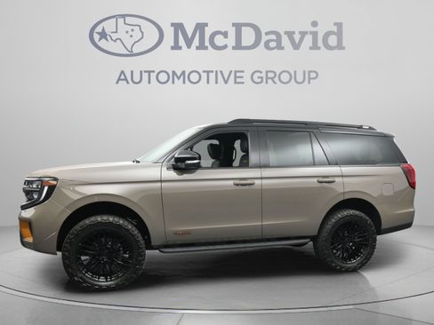 Used 2027 Ford Expedition Tremor w/ Driver's Package AWD/4WD image 5