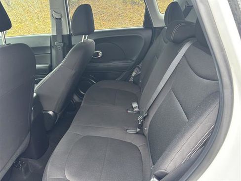 Used 2019 Kia Soul w/ Convenience Package image 16