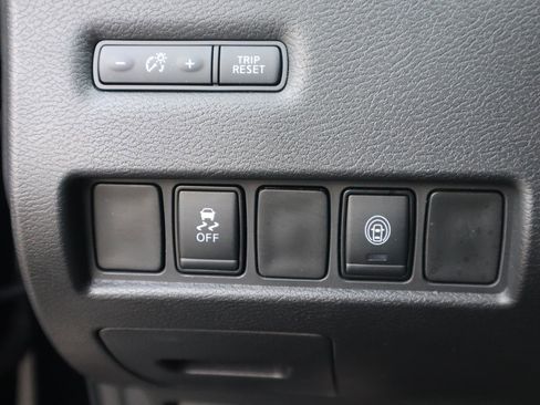 Certified 2024 Nissan Murano SV w/ SV Midnight Edition Package image 32