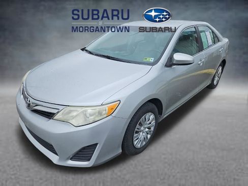 Used 2012 Toyota Camry LE FWD image 1