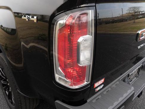 Used 2022 GMC Canyon Elevation w/ Trailering Package image 40