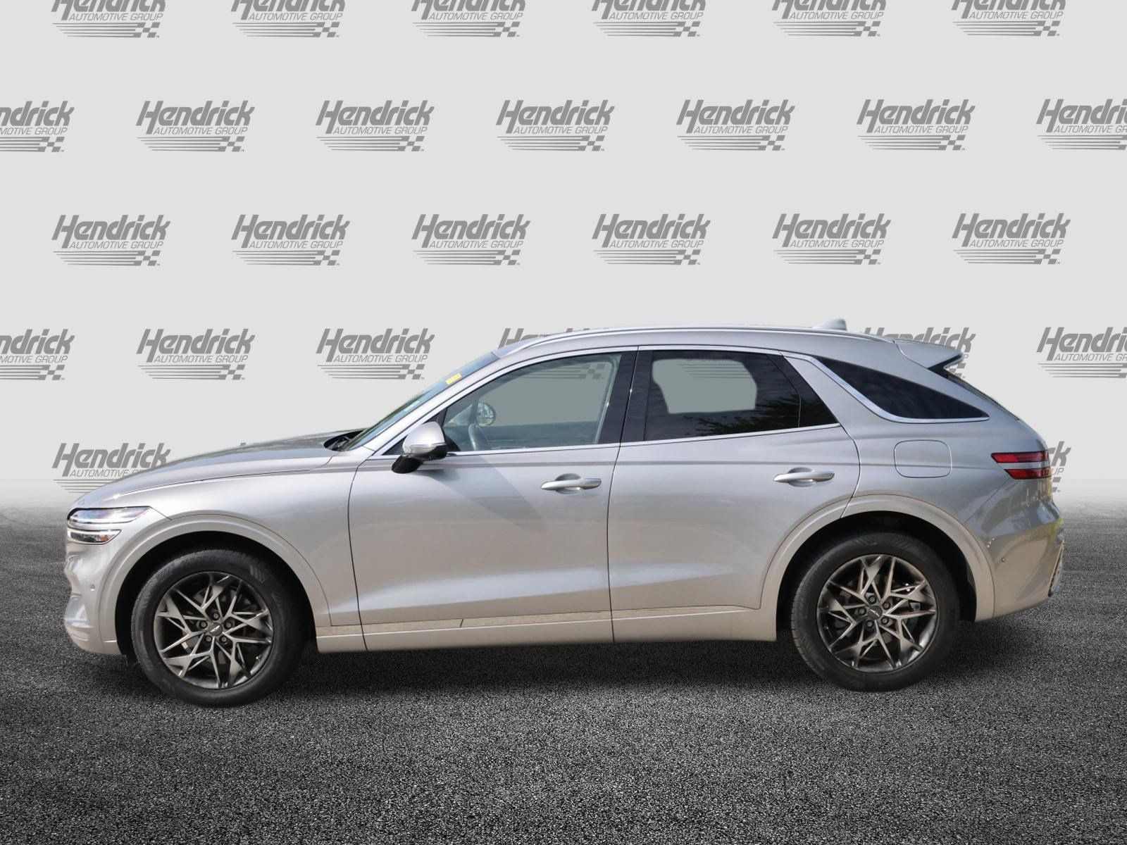 Used 2022 Genesis GV70 2.5T w/ Advanced Package AWD/4WD image 6