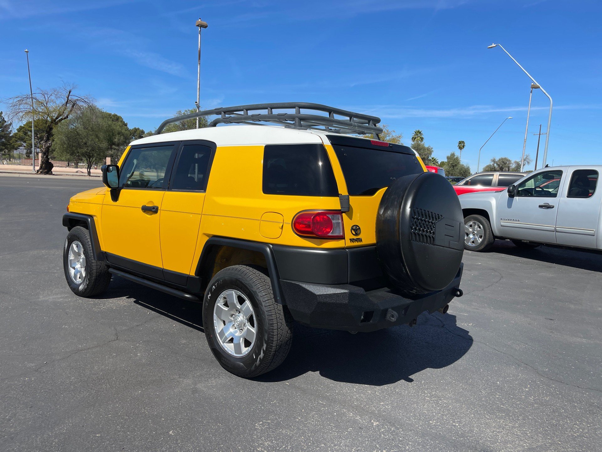 Used 2007 Toyota FJ Cruiser 4WD image 3