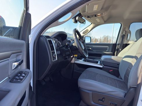 Used 2017 RAM 1500 Big Horn image 12