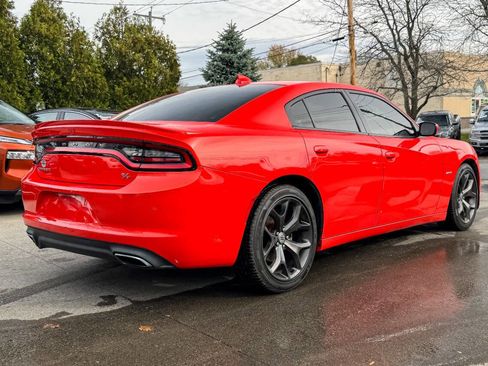 Used 2016 Dodge Charger R/T w/ Plus Group image 3