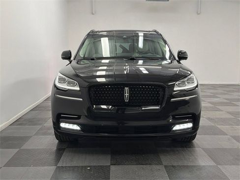 Used 2023 Lincoln Aviator Black Label w/ Jet Package image 3