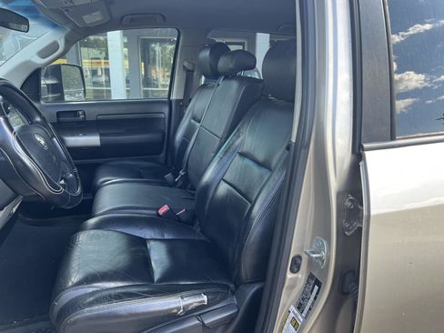 Used 2008 Toyota Tundra 4x4 CrewMax image 9