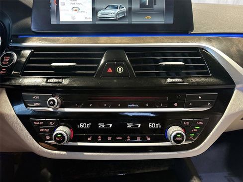 Used 2017 BMW 540i image 17