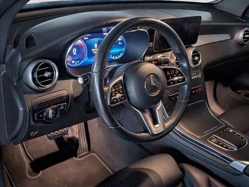 Used 2022 Mercedes-Benz GLC 300 image 11